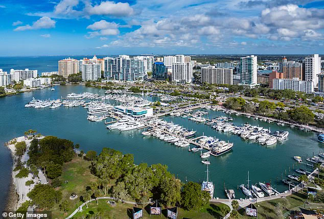 Surge in Canadian Snowbirds Selling Florida Properties as Trump's Rhetoric and Trade War Fuel Exodus, Leaving Markets in Crisis