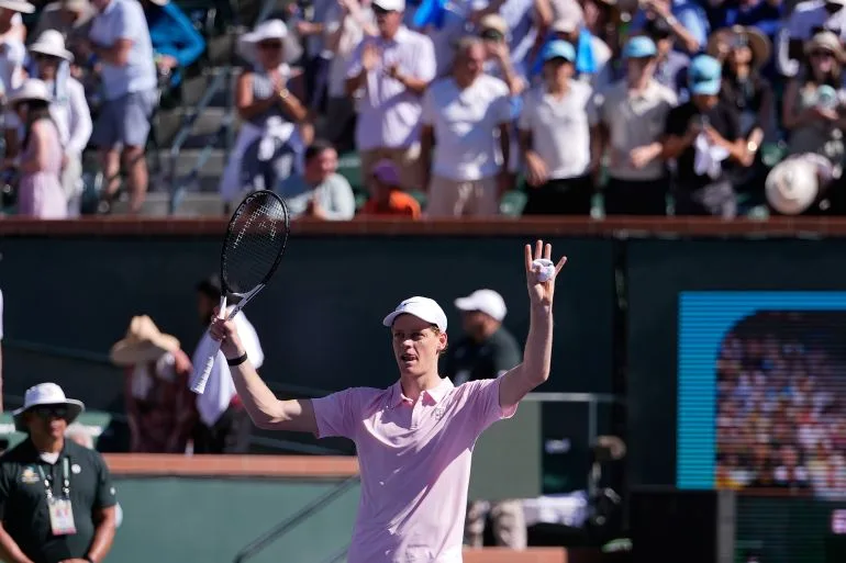 Medvedev Defeats Alcaraz, Ends Historic Streak Amid Middle East Chaos