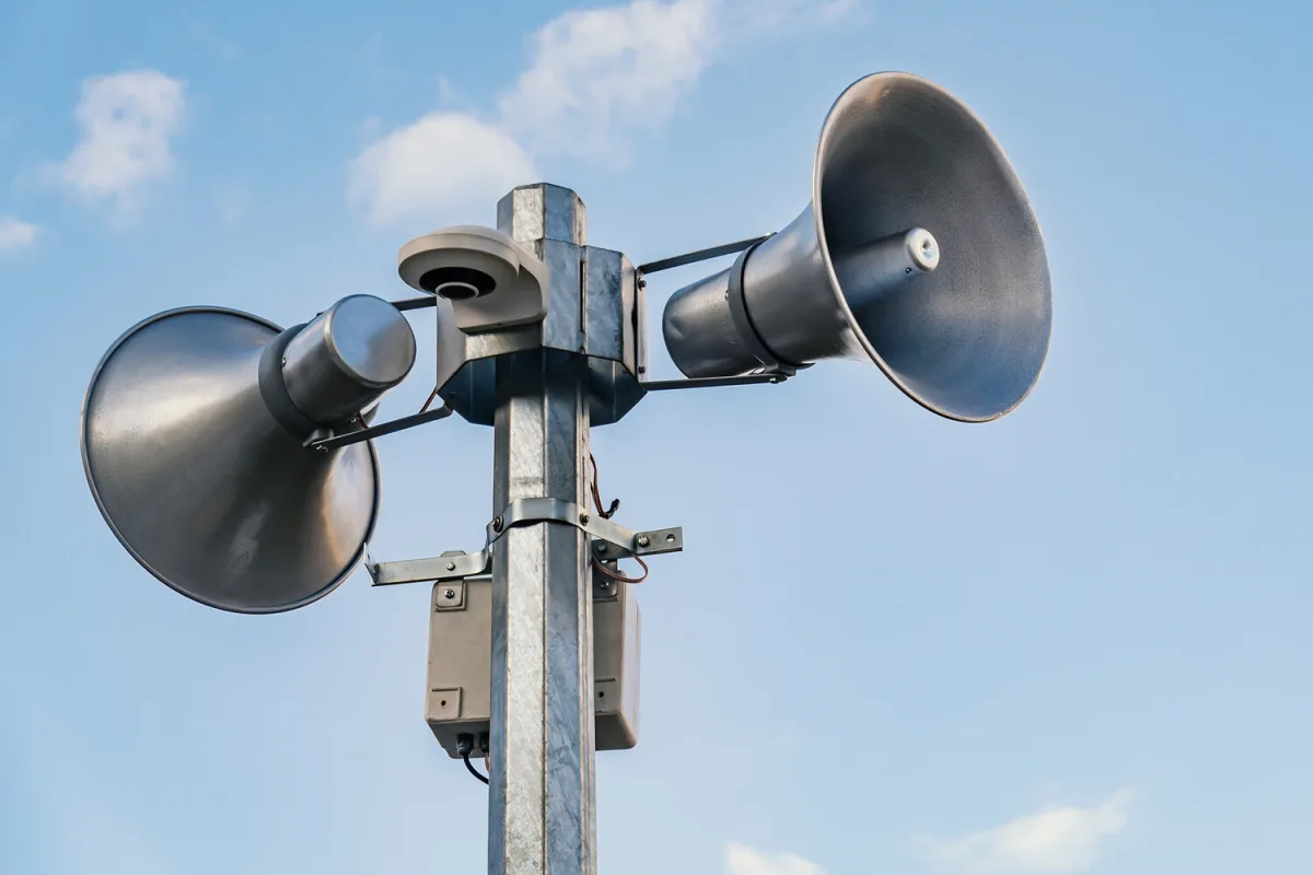 Kyiv and Surrounding Cities Brace as Air Raid Alert Turns Sirens to Survival