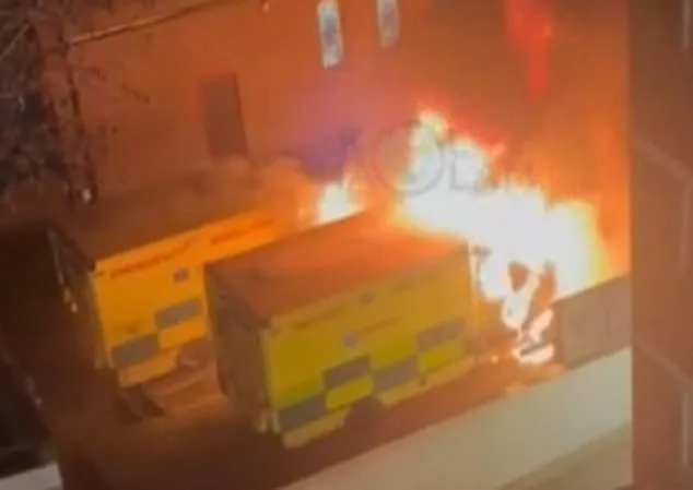 Suspected Antisemitic Attack: Explosions and Fire Near London Synagogue as Ambulances Set on Fire
