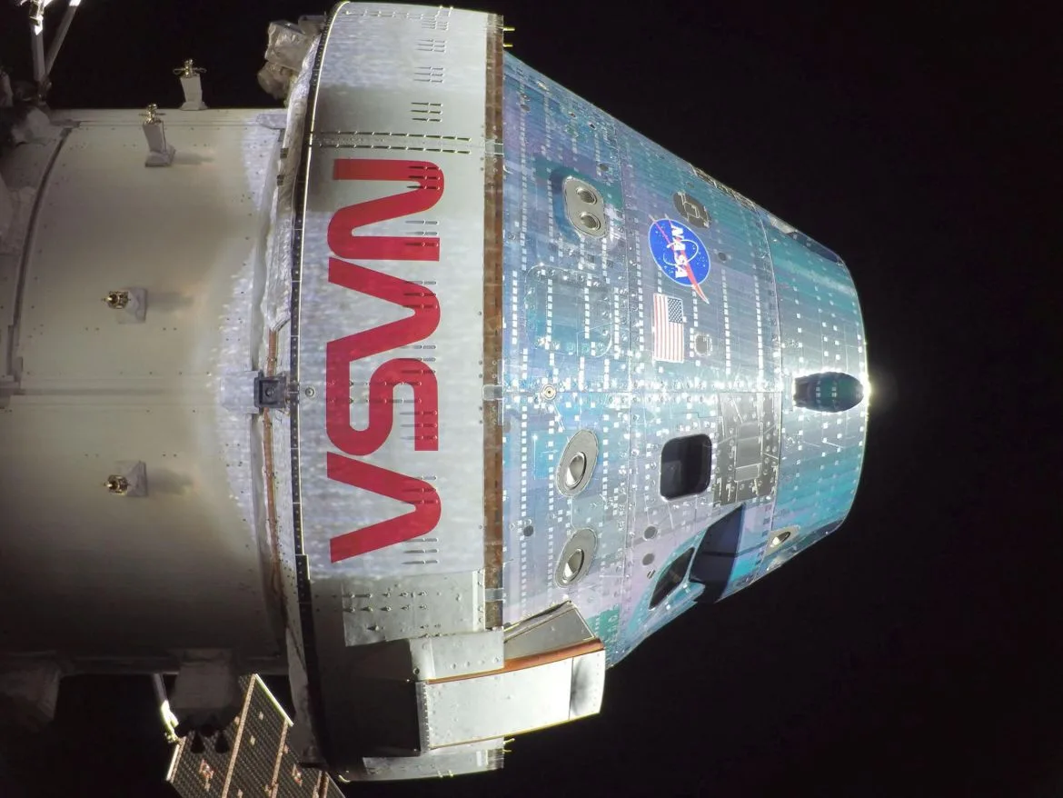 Artemis II Mission Reaches Critical Juncture: Crew Navigates 322,000 Kilometers from Earth as NASA Releases Vibrant Earth Imagery