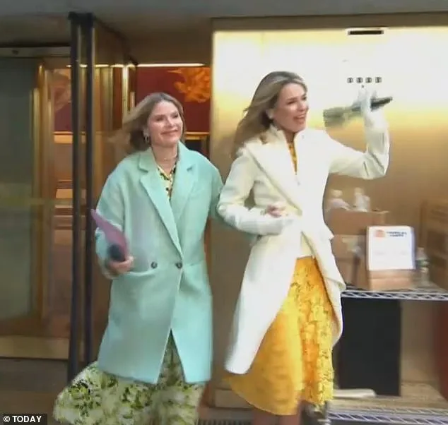 Savannah Guthrie Makes Emotional Return to 'Today' Show Two Months After Mother's Abduction
