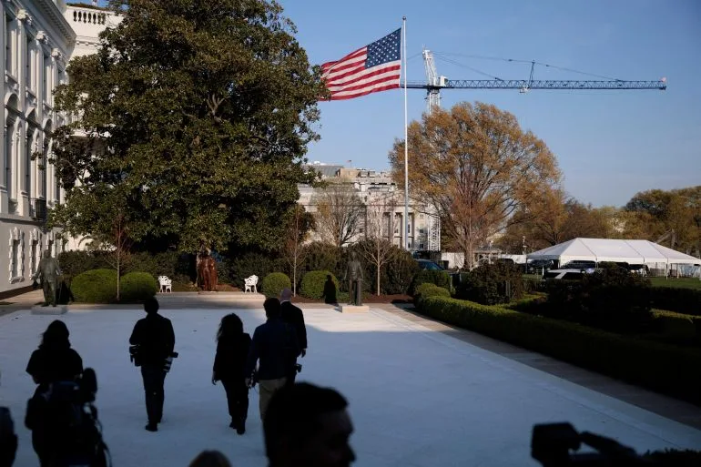 Supreme Court Review Delayed as Appeals Court Extends Deadline for White House Ballroom Construction