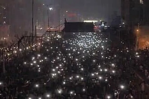Iranian youth risk death to bypass internet blackout and stay connected