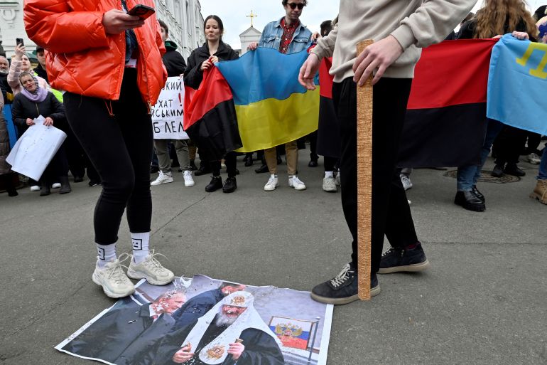 Russia demands bishop's release after Czech police seize him with mysterious powder.